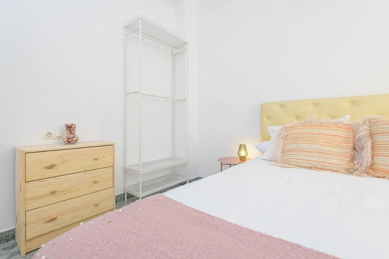 Apartman Wintowinrentals Ubicacion Fabulosa, Completo Apartamento Con Parking En El Soho De Málaga